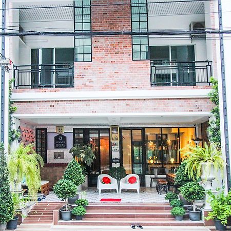 Boutique Summer House Haat Jomtien Eksteriør bilde