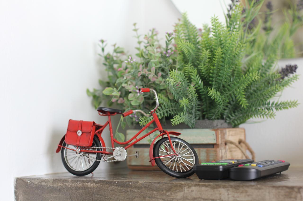 Boutique Summer House Haat Jomtien Eksteriør bilde