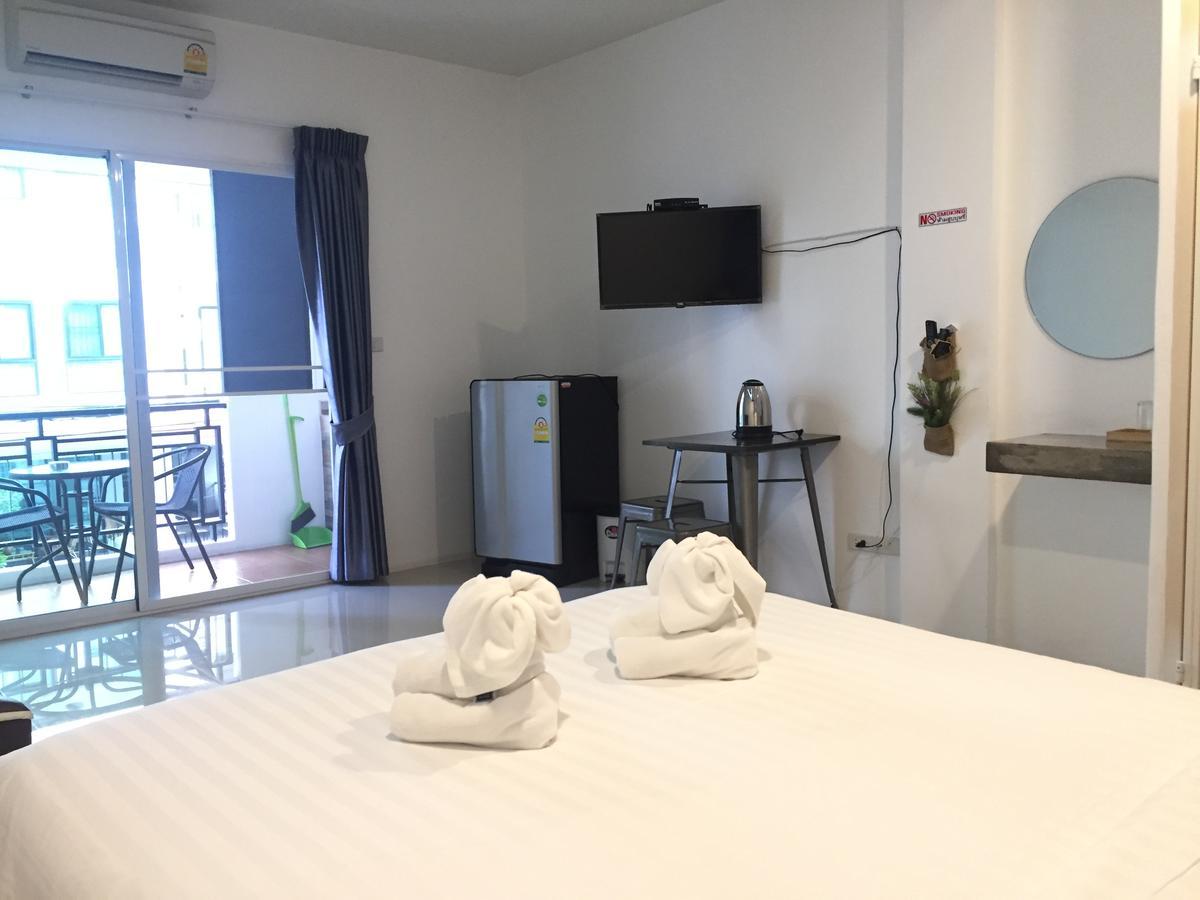 Boutique Summer House Haat Jomtien Eksteriør bilde